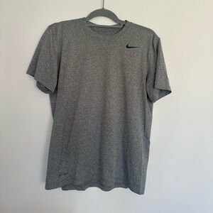 Nike Men’s Gray Dri-FIT T-Shirt - Size M